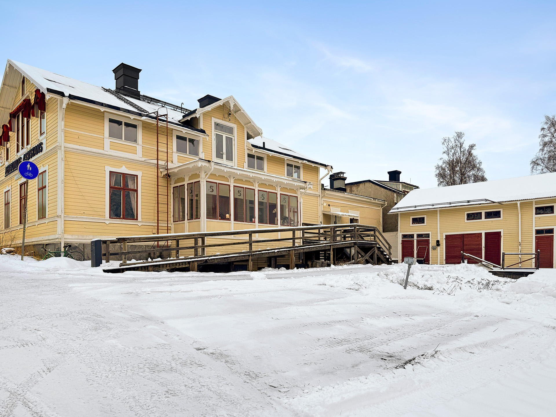 Stora och lilla huset